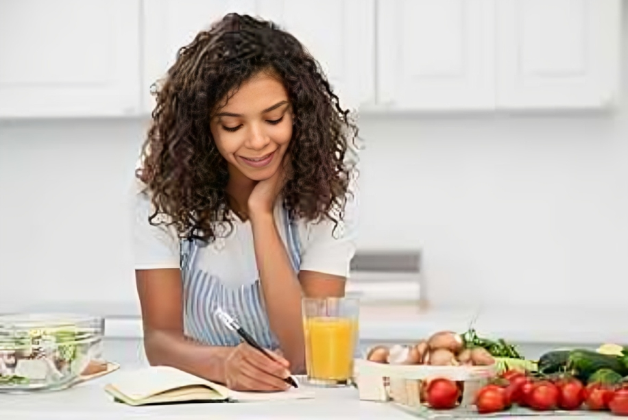 Diet Plan for Glowing Dusky Skin – Aisha’s Journey